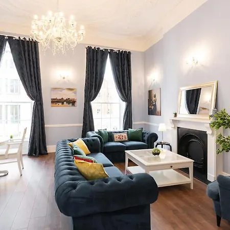 Appartement 4 Poster Luxury Georgian Dublin