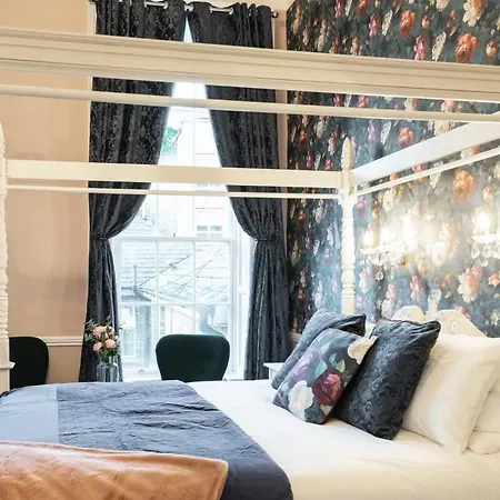 4 Poster Luxury Georgian Lejlighed Dublin