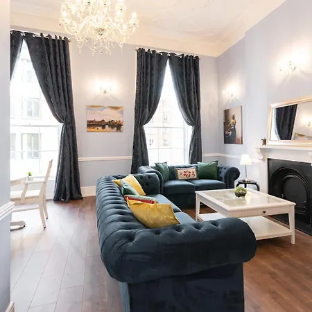 4 Poster Luxury Georgian Lejlighed